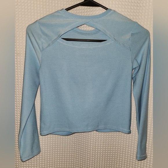 NWOT Old Navy Active Twist Front Top, Girls' Size 8 - Picture 5 of 6